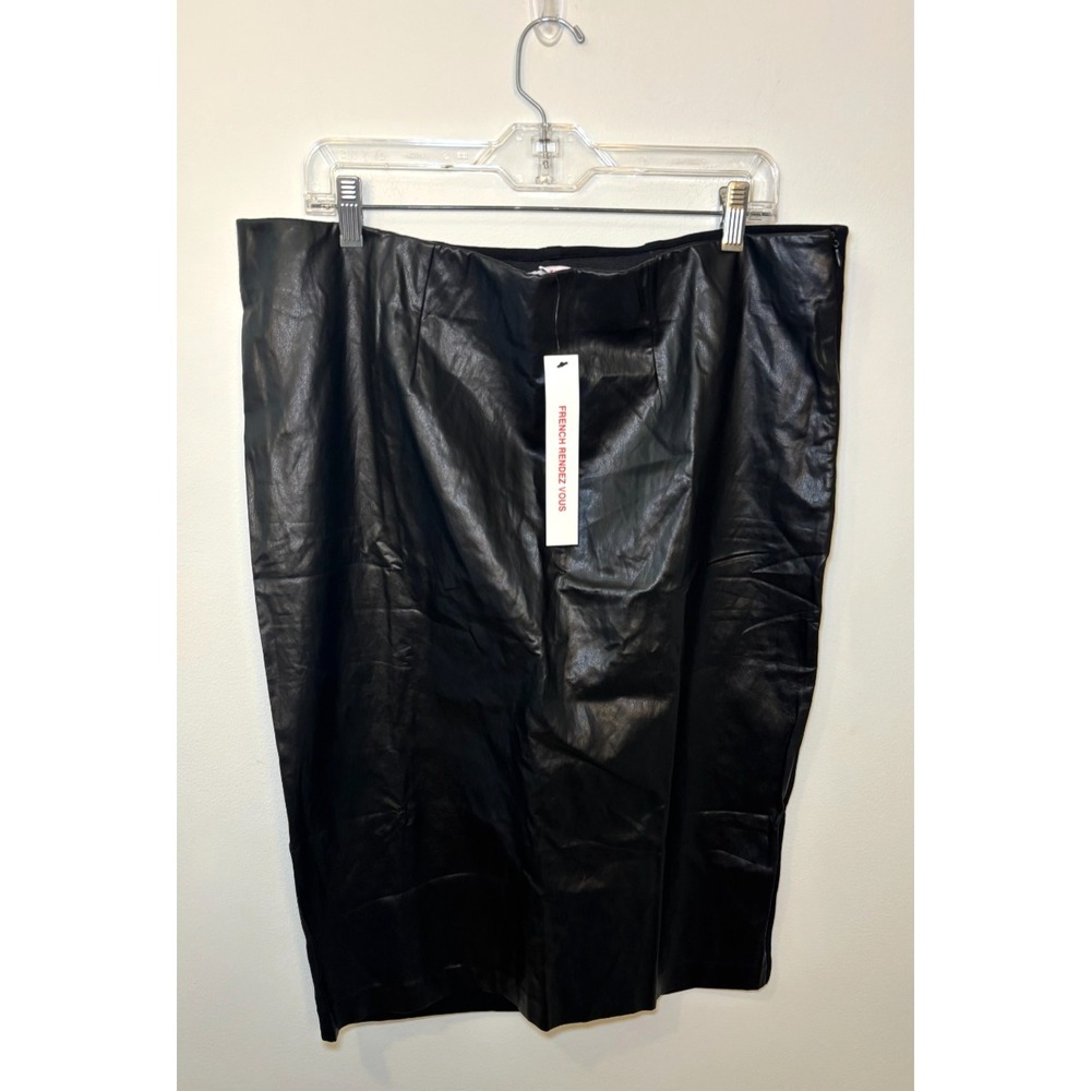 French Rendez Vous Black Faux Leather Skirt XL